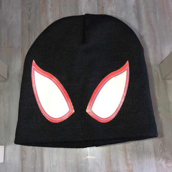 Spiderman Beanie Hat By Marvel Nwot 